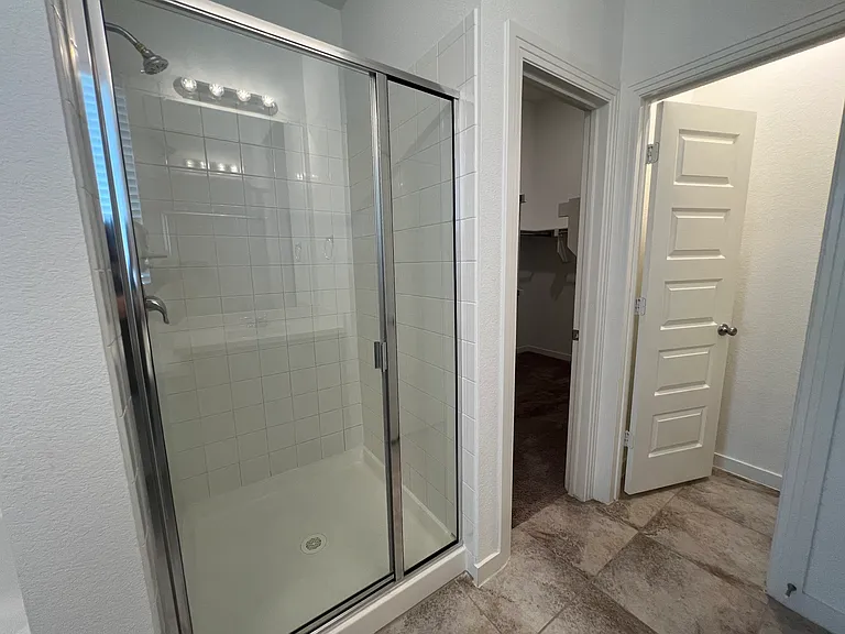 1120 Sheldon Dr — Photo 30