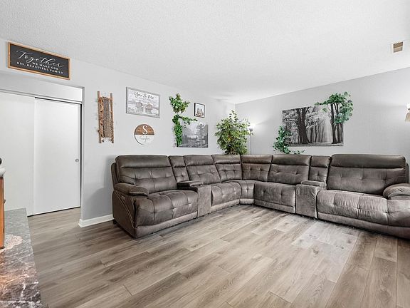 4th image of 3003 Winslow Pl