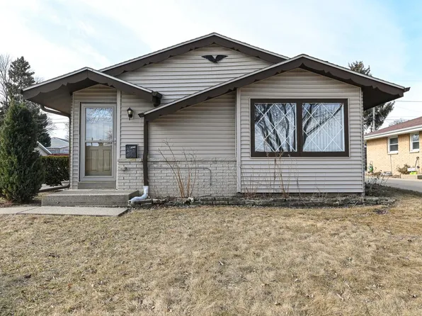 2603 South 93rd STREET, West Allis, WI 53227