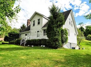 904 McClintock Ave, Belle Vernon, PA