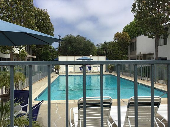 4th image of 1965 Pomona Ave #5