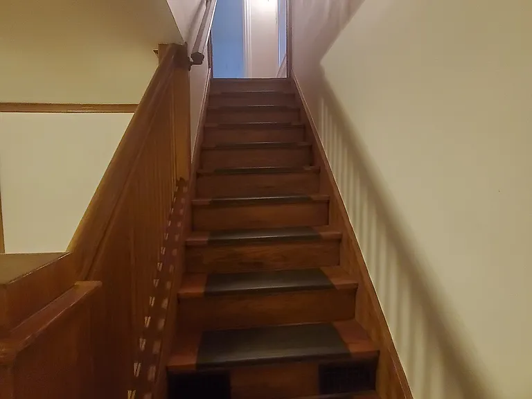 511 Olive St — Photo 12