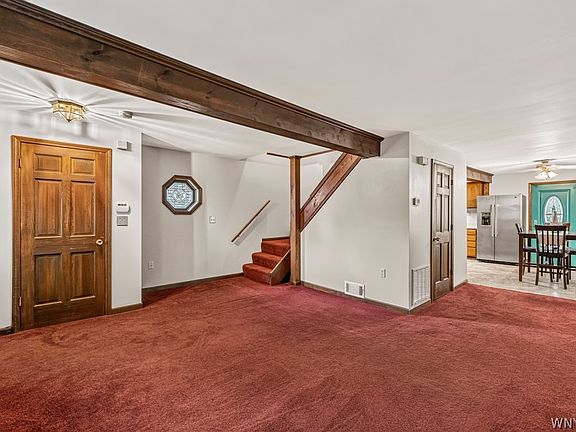 5th image of 124 Heim Rd