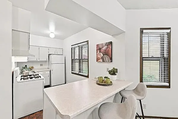 1 bed, 800 sqft, $1,450 — Photo 4
