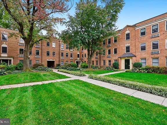 2nd image of 4822 Chevy Chase Dr APT 103