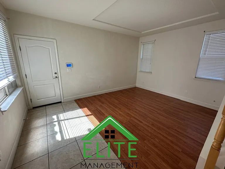4056 Cuyamaca Cir — Photo 3