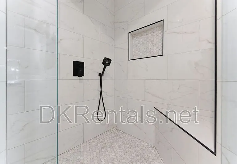 220 Renaissance Pkwy NE #2111 — Photo 32