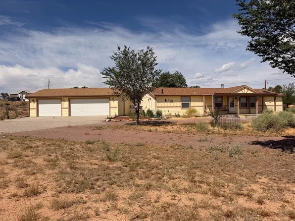 108 Crestview Rd, Gallup, NM 87301