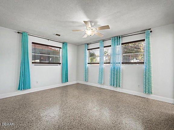 5th image of 213 Lynnhurst Dr