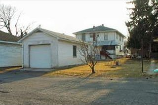 2nd image of 23 Laurel St