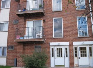 135 Elk St #334, Carol Stream, IL 60188