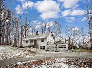 416 Croton Ave, Cortlandt Manor, NY 10567