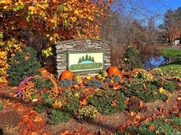 13 Hollow Tree Lane #13, Monroe, CT 06468