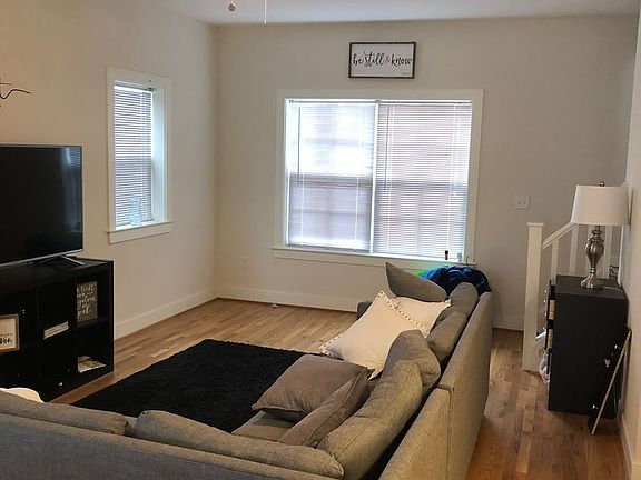 4th image of 1318 McDonough St #B