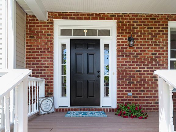2nd image of 1710 Trillium Ln