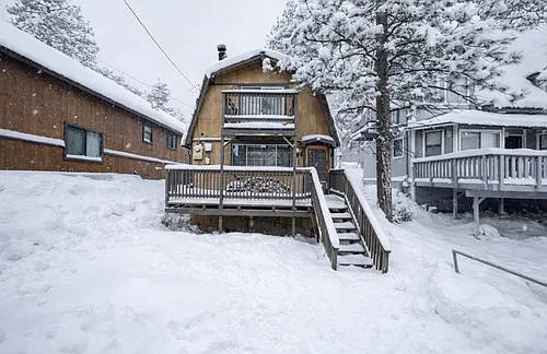 610 Holmes Ln Photo 1