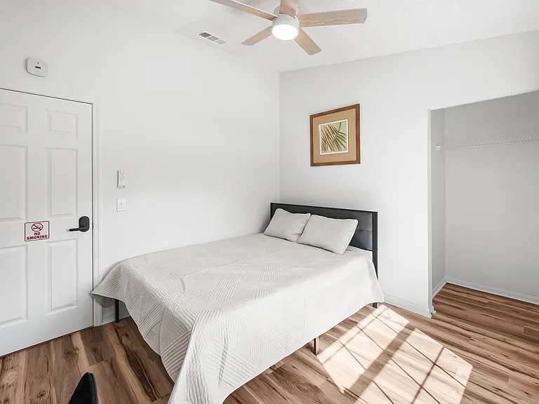 Biddle Pl — Photo 1