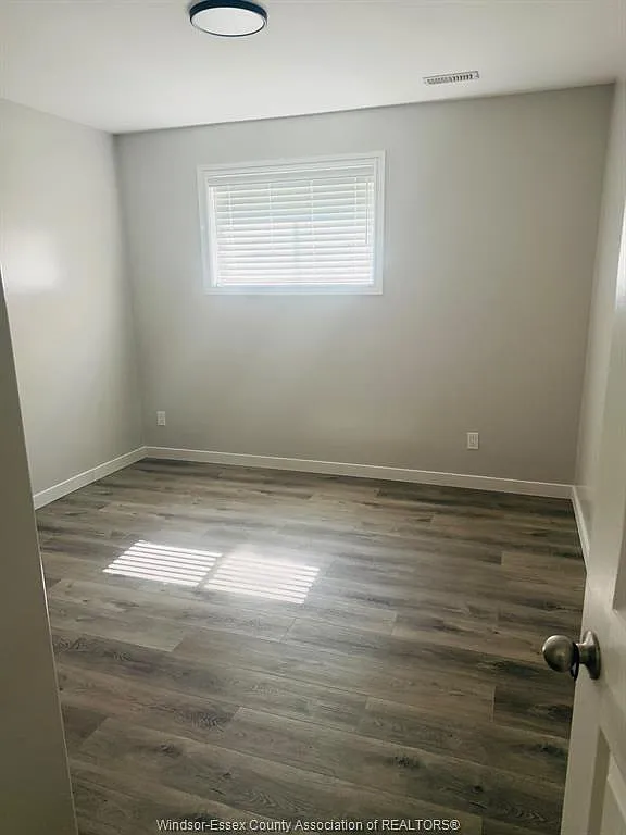 5 bed, $1,600 — Photo 2