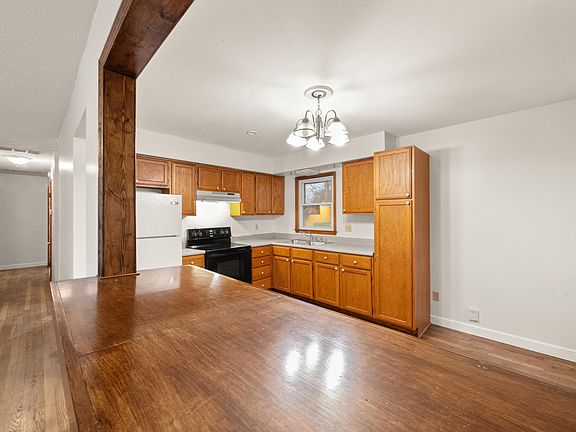 4th image of 1441 Thames Dr