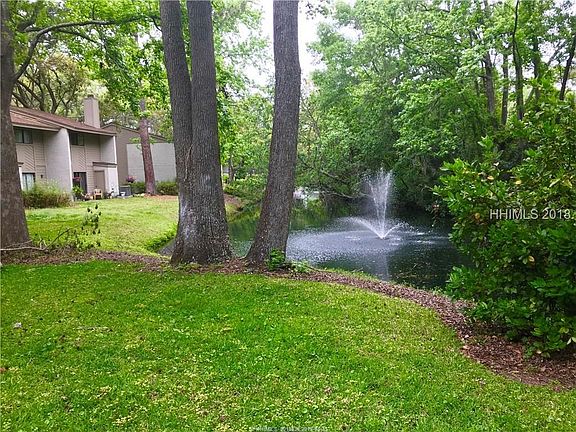 3rd image of 96 Mathews Dr APT 120