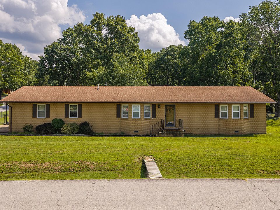 1st image of 2102 Lambe Avenue
