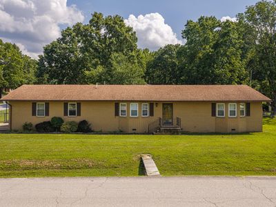 2102 Lambe Avenue, West Plains, MO, 65775