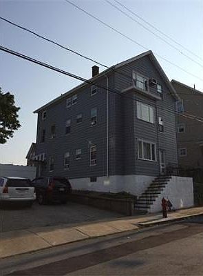 2nd image of 63 Snell St
