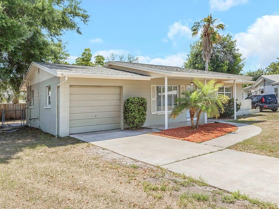 1st image of 11234 68TH AVENUE N
