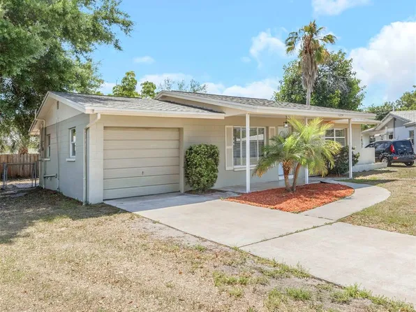 11234 68th Ave N, Seminole, FL 33772
