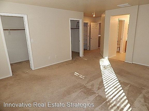 5th image of 5056 Whistling Acres Ave