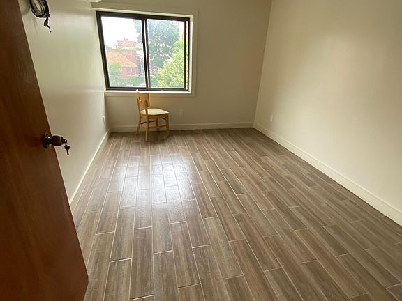 2nd image of 8916 163rd St #2