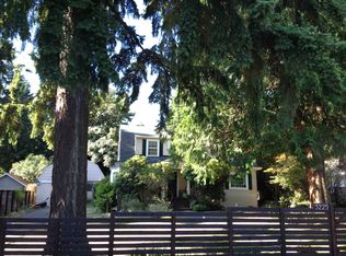 3225 NE 92nd St, Seattle, WA 98115