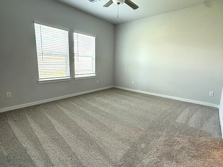4018 Windy Whisper Dr — Photo 10