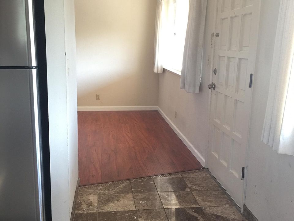 2nd image of 5192 Westdale Dr APT 3