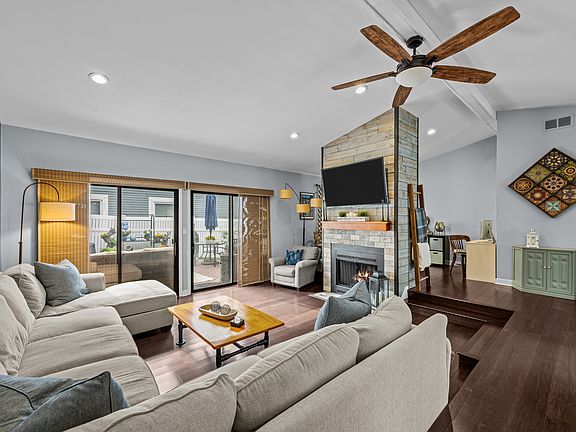 5th image of 6379 Holly Ct