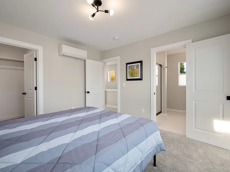 Brand New Newberg Homes- Up to 1 Month Free! — Photo 31