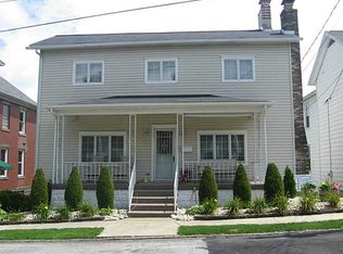 22 N Grove St, Scottdale, PA