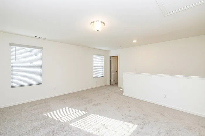 121 Gaelic Dr — Photo 13