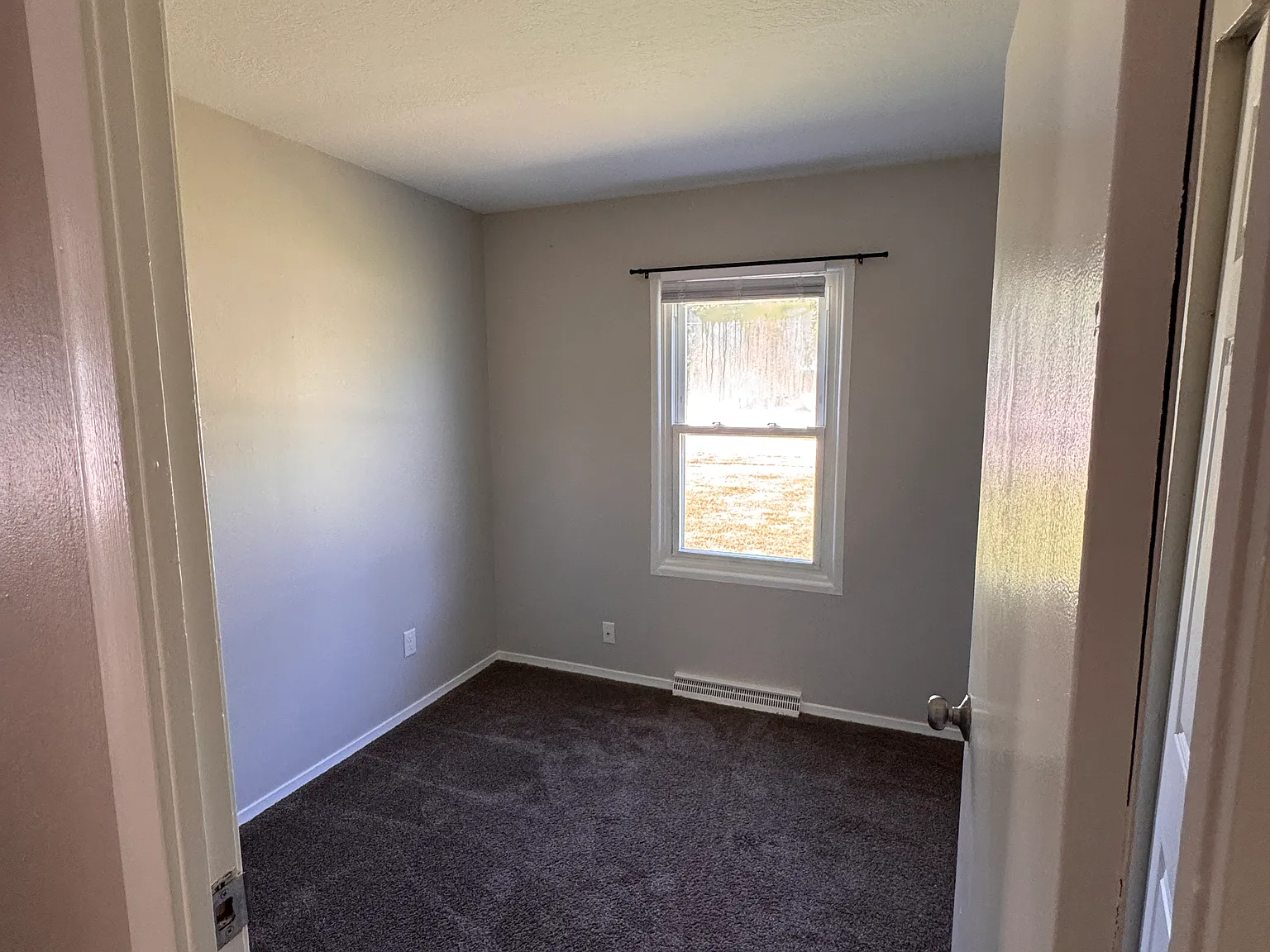 3 bed, 925 sqft, $1,250 — Photo 3