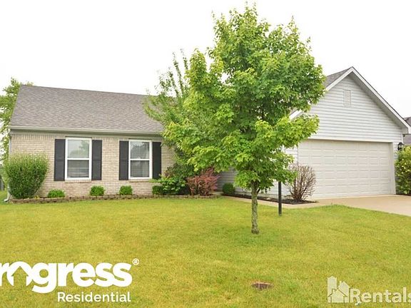 3rd image of 931 Treyburn Green Dr