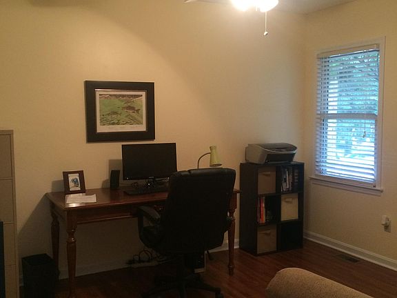 4th image of 3916 Forsythe Dr