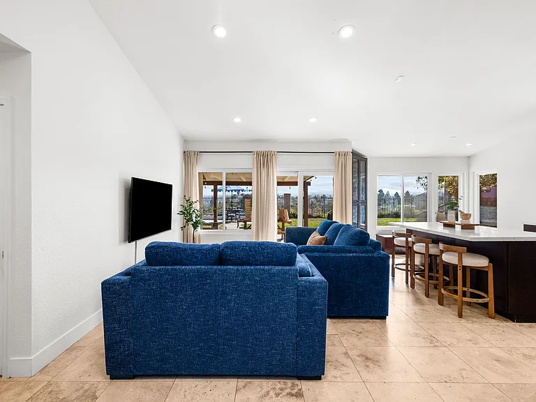Robinwood Dr — Photo 42