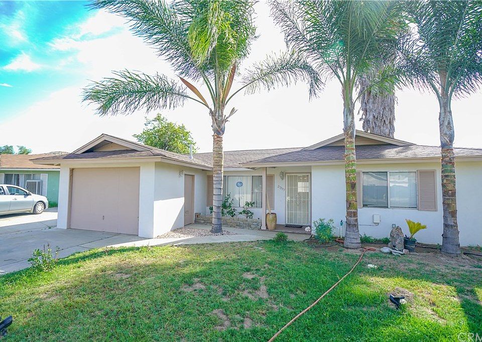 1st image of 27093 Evelyn Way