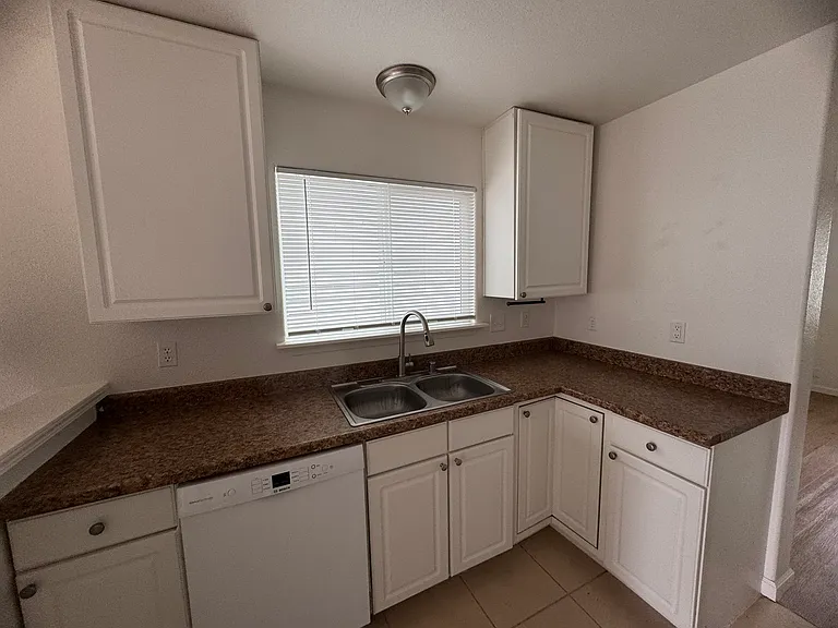 2901 Godman Ave #1 — Photo 10