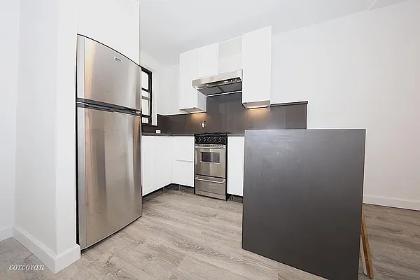 Rented by Corcoran | media 31