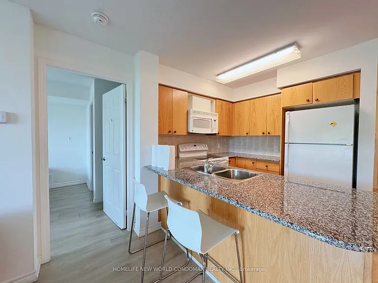 68 Grangeway Ave #512 — Photo 14