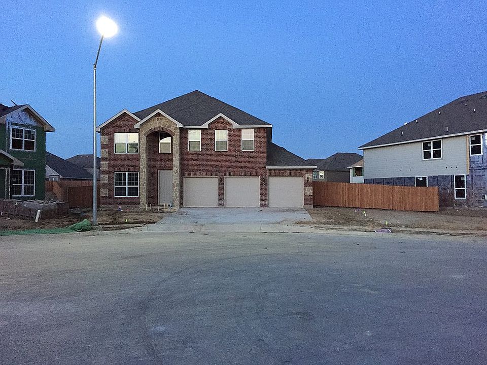 2nd image of 2213 Gutierrez Dr
