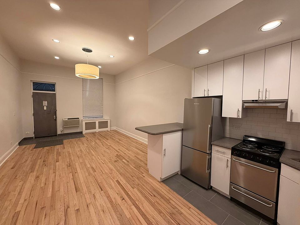2nd image of 370 E 69th St APT 1C