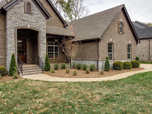 3rd image of 4062 Old Light Cir #513-lot 513