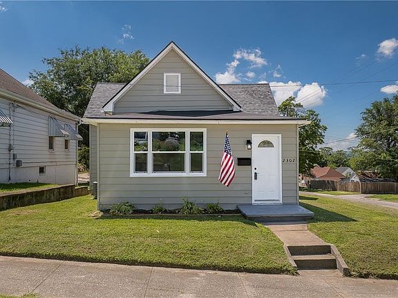 2nd image of 2302 S 15th St